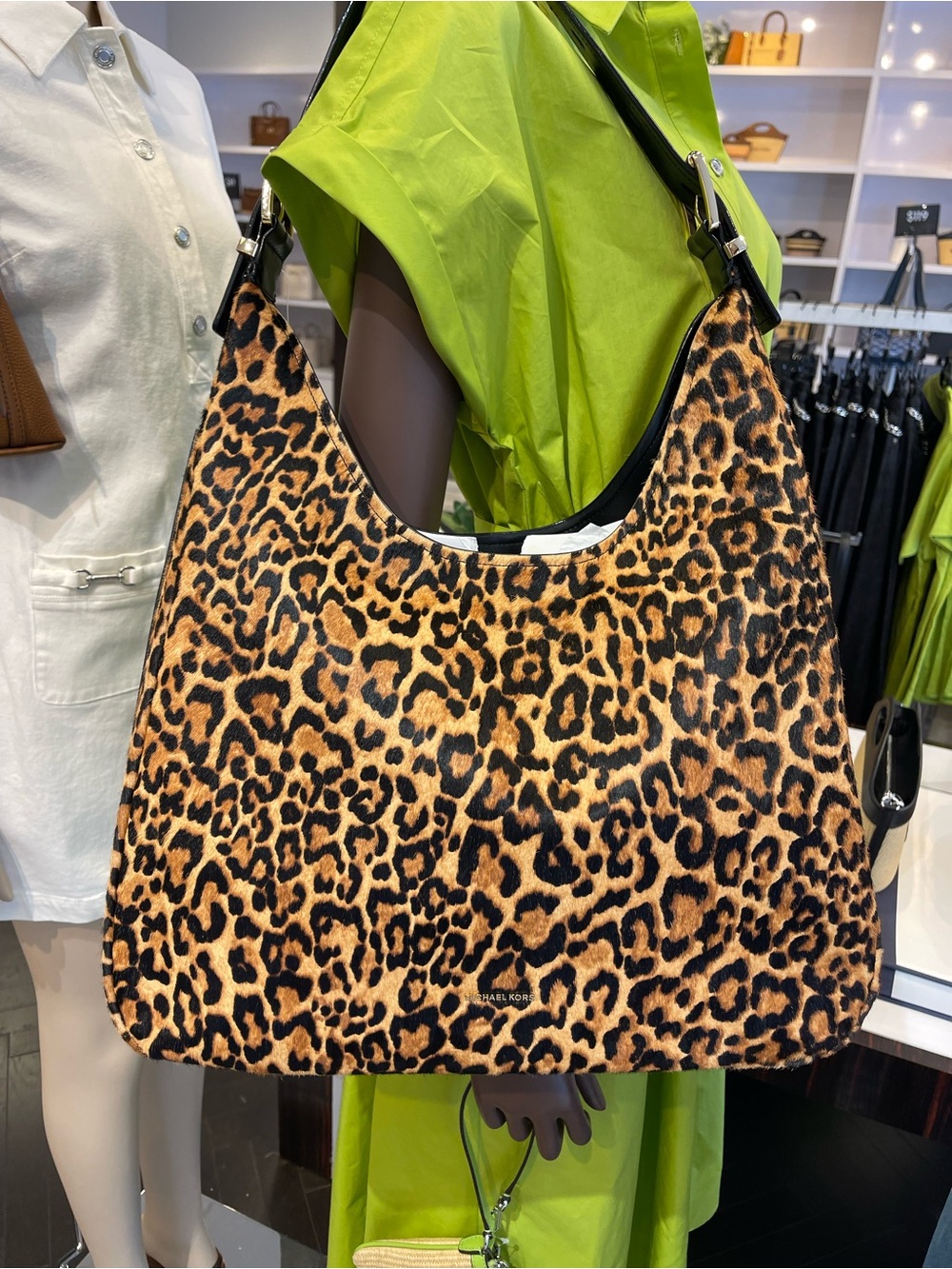 Michael Kors Nolita Large Leopard Print Calf Hair Hobo Shoulder Live Style
NWT - Picture 5 of 16